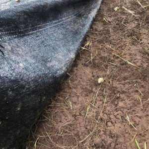 Bạt phủ chống cỏ cuộn 200m - khổ 1.5m x 200m