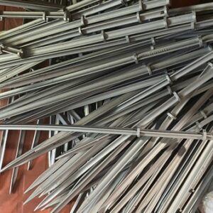 Cây cắm gắn béc tưới dài 55cm TPA C55