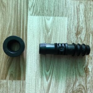 Khởi thủy ống LDPE 16mm có ron cao su TAT-071